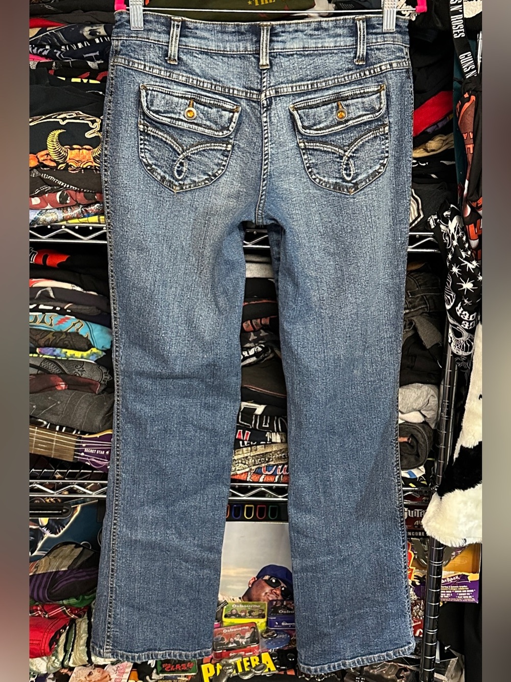 Y2K NO BOUNDARIES women's blue faded embroidered gem jeans, 30".